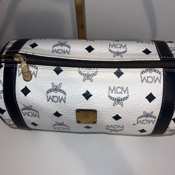 MCM Papillon Crossbody Bag - Picture 3 of 12